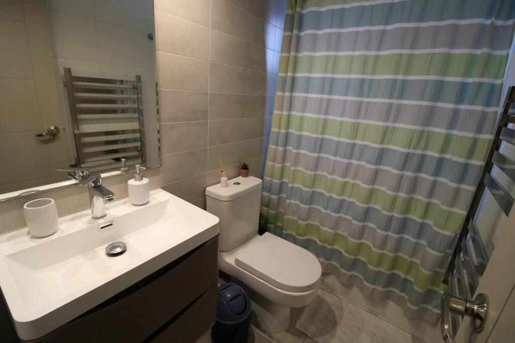 Tuarriendocl-mpha106 Gran Depto En Pto Varas 3d2b 6pax Sin Vista Primer Piso Con Jardin *