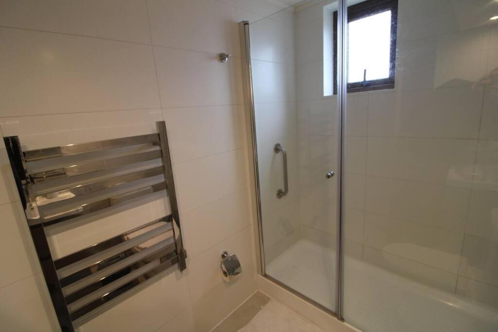 Tuarriendocl-mpha106 Gran Depto En Pto Varas 3d2b 6pax Sin Vista Primer Piso Con Jardin Puerto Varas