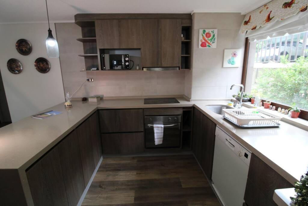 Tuarriendocl-mpha106 Gran Depto En Pto Varas 3d2b 6pax Sin Vista Primer Piso Con Jardin *